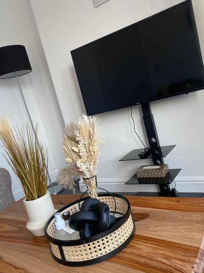 Battenhall House - 4 Bed Luxury Corporate Holiday home *