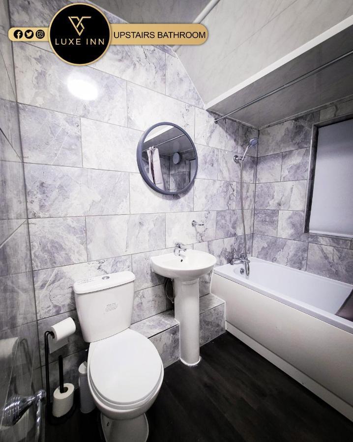 Holiday home Large 5 Brh For Contractors,families And Business Free Parking *