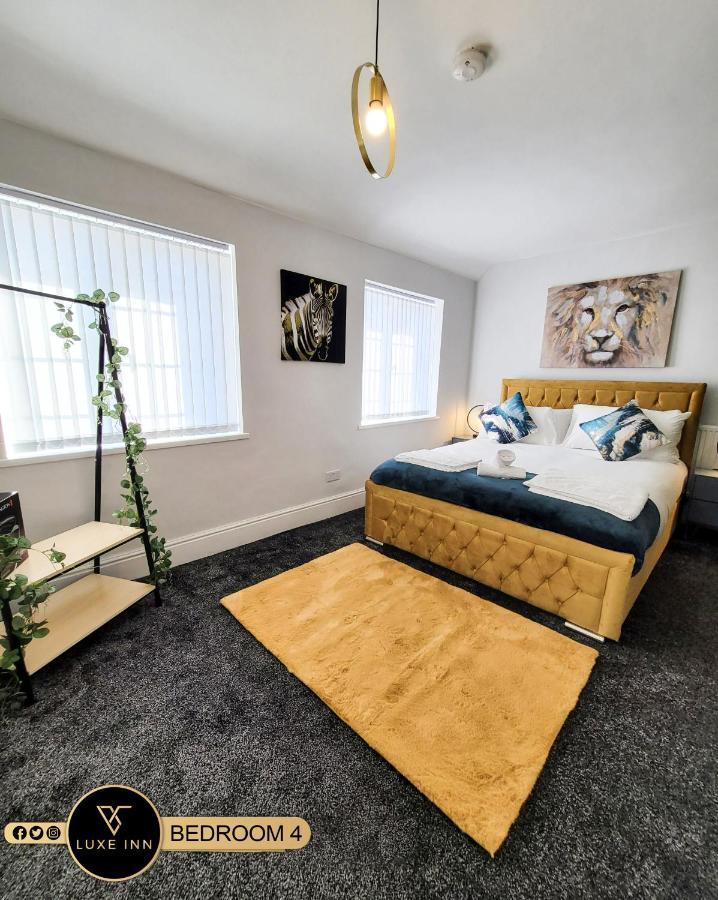 Holiday home Large 5 Brh For Contractors,families And Business Free Parking *