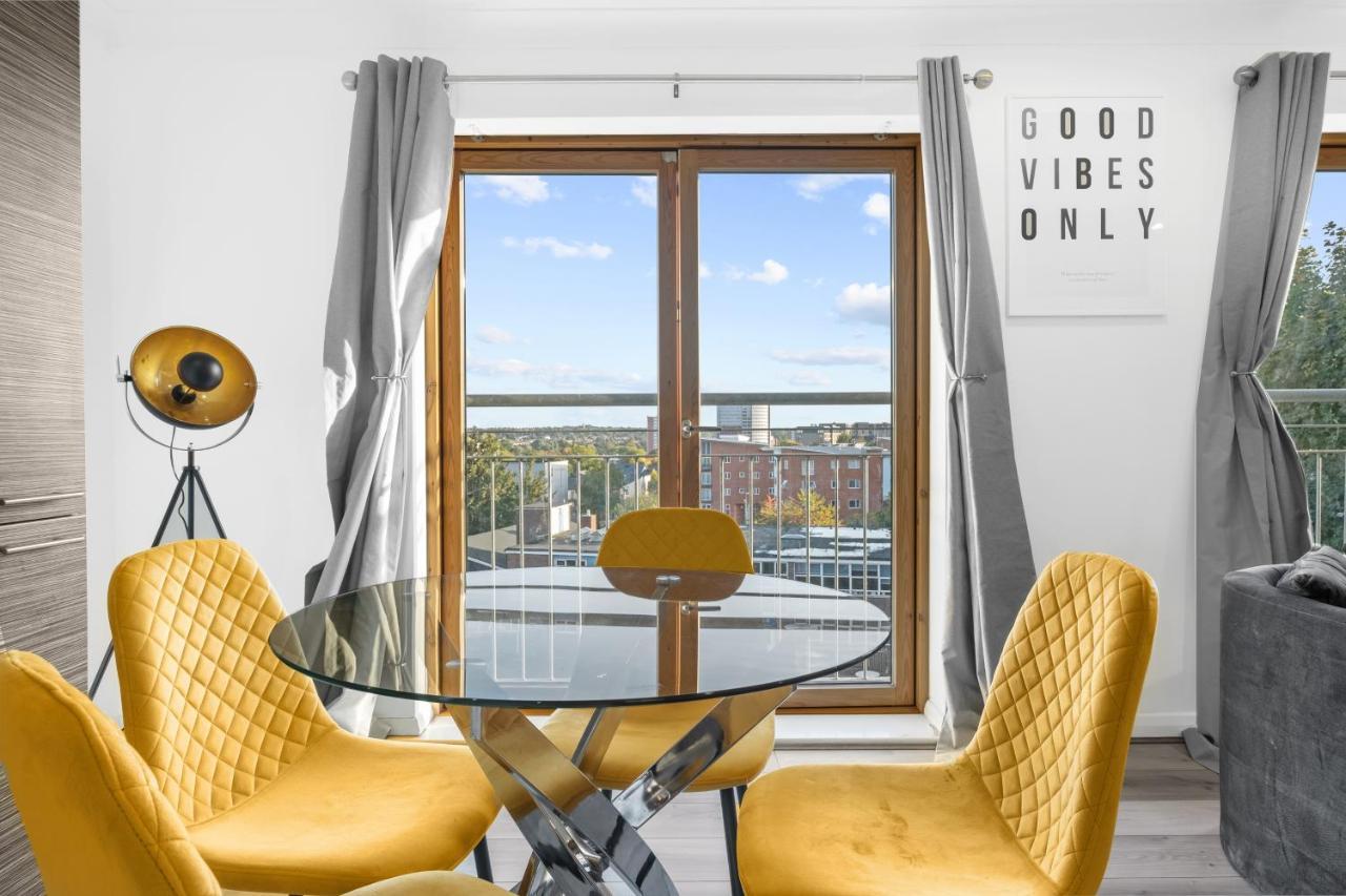 Ebra Stays - Luxury 2 Bedroom - Birmingham