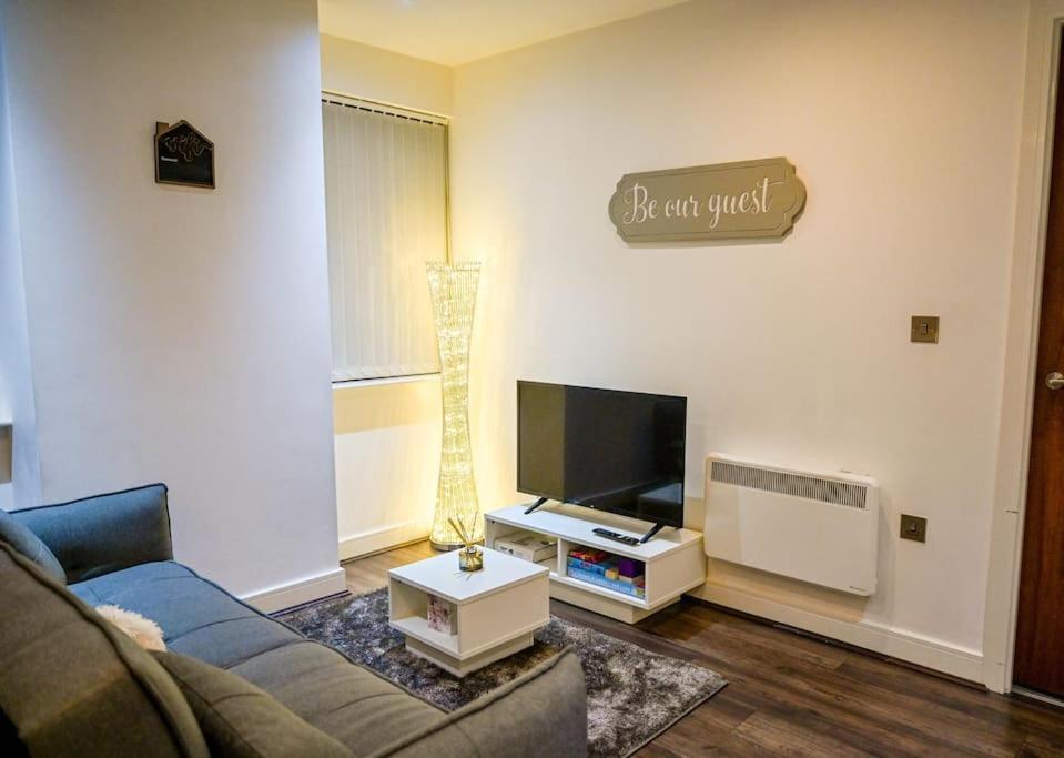 Apartment Luxury 2 Bedroom *