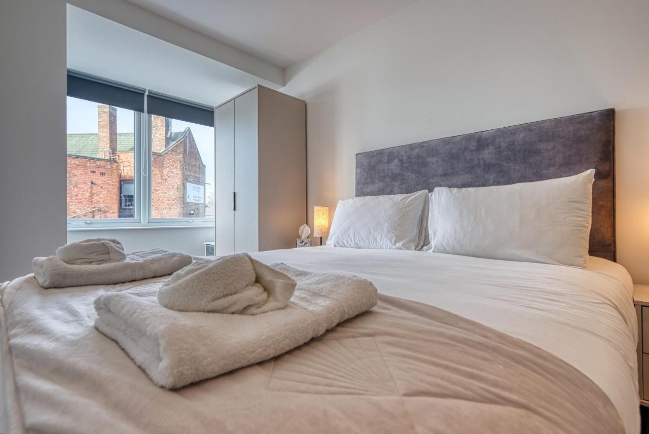 Apartment Business And Staycation Haven Ideal For 4 Guests