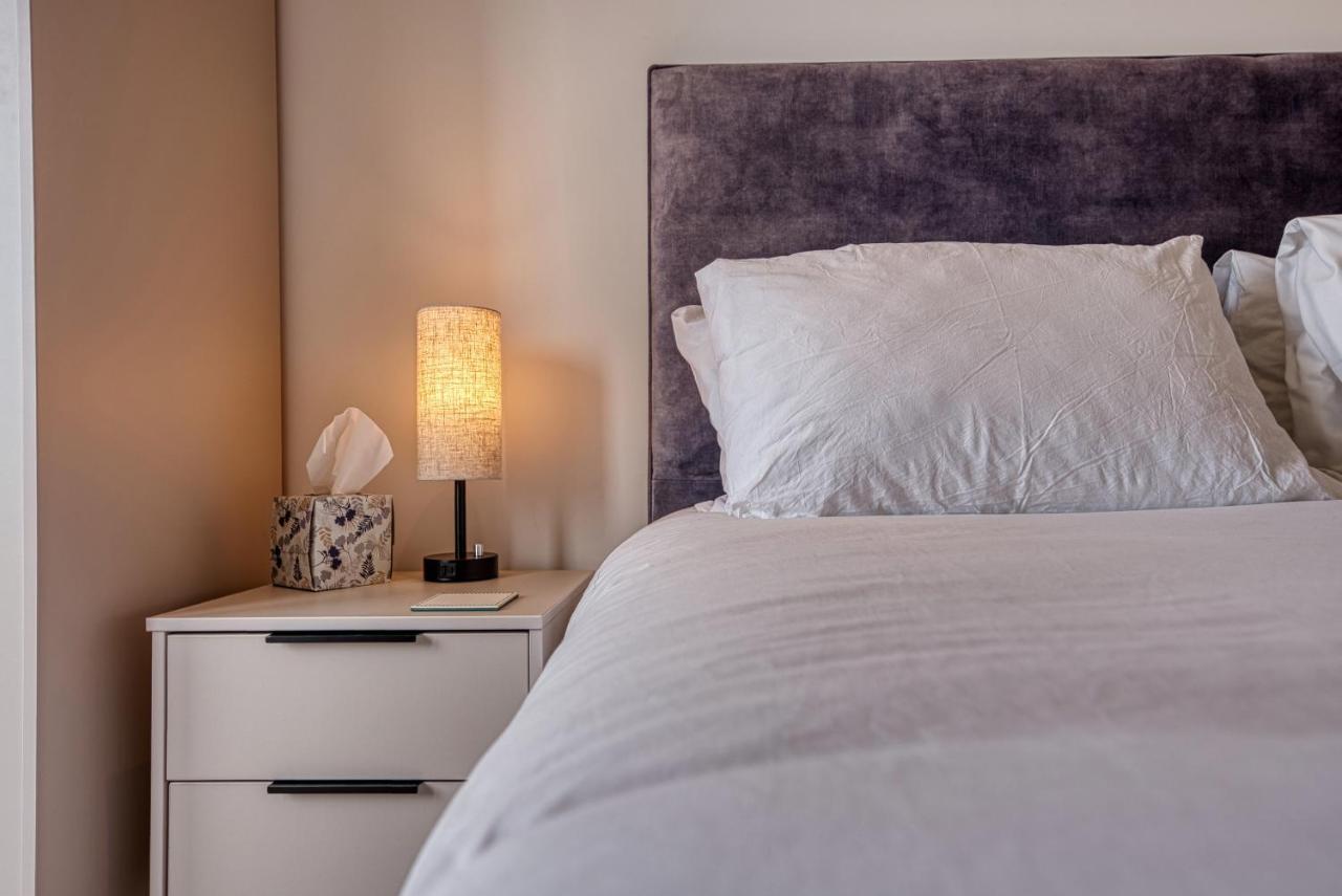 Apartment Business And Staycation Haven Ideal For 4 Guests *