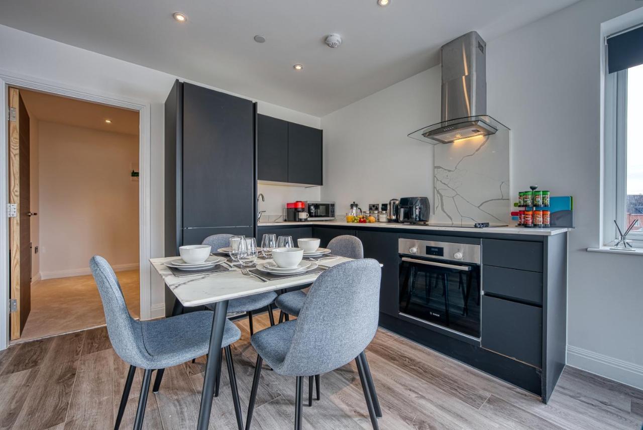 Apartment Business And Staycation Haven Ideal For 4 Guests Birmingham