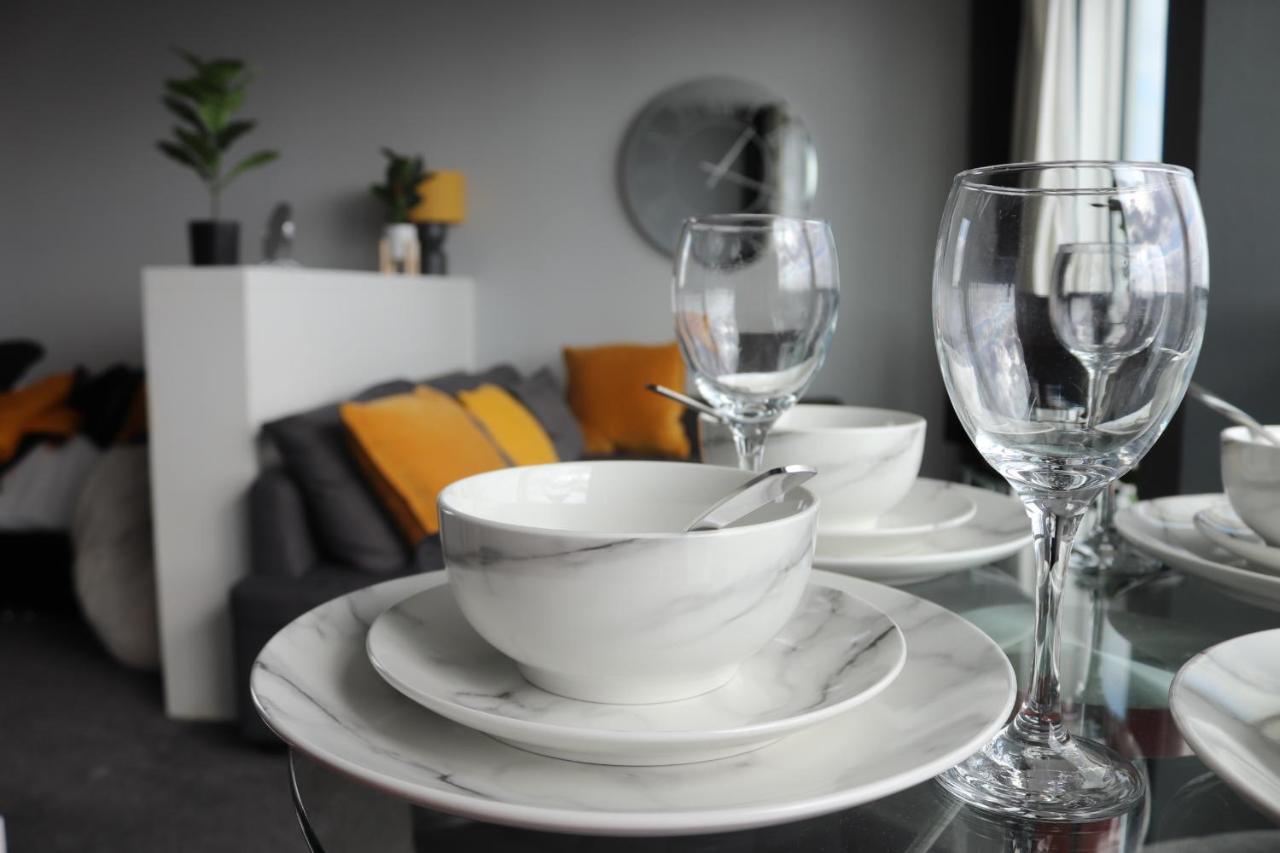 Amazing 1 Bedroom In The Centre Apartment