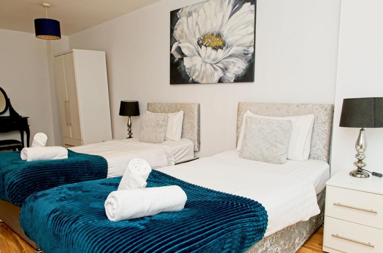 Centre Beautiful Walking Distance To Bullring Shopping Centre Private Parking Birmingham
