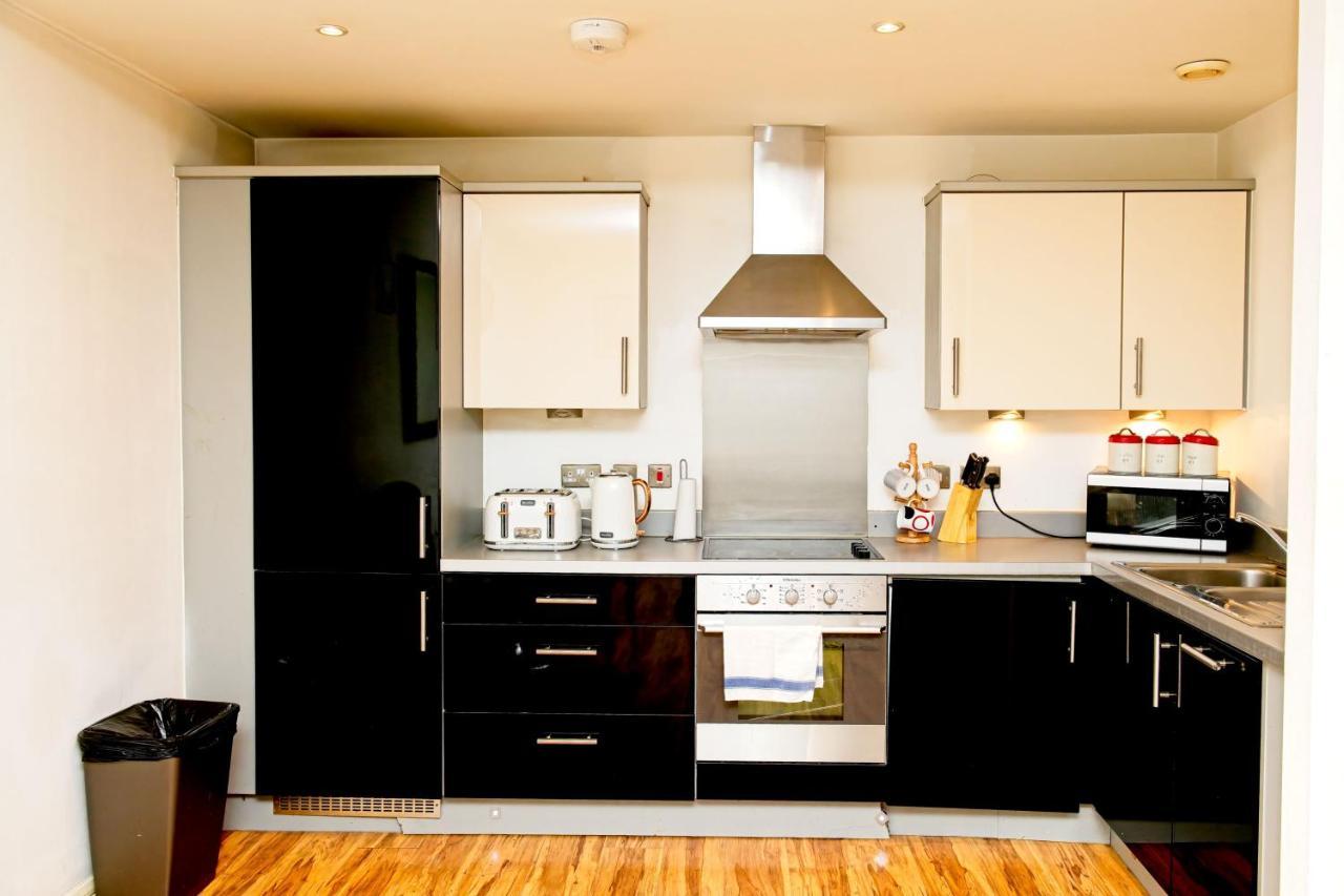 Centre Beautiful Walking Distance To Bullring Shopping Centre Private Parking Apartment