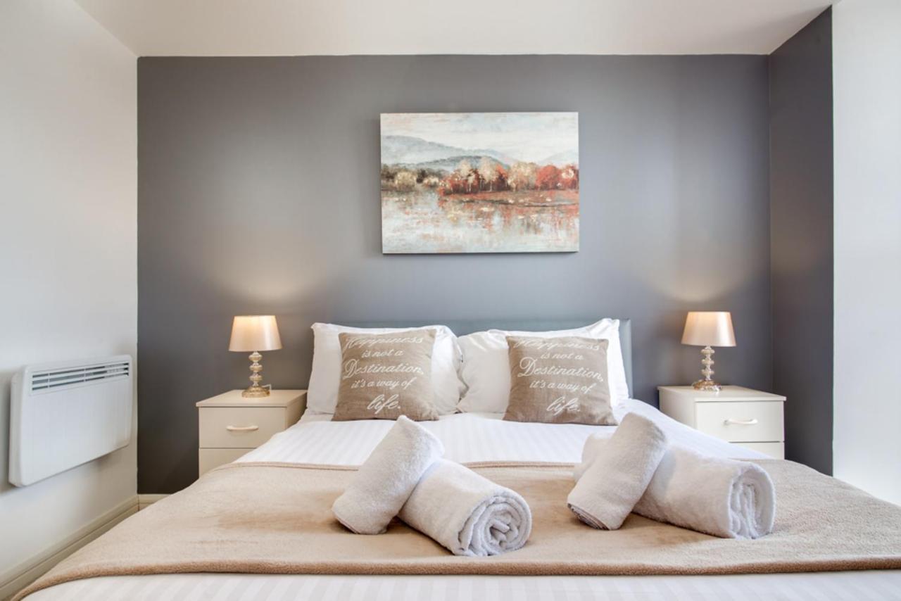 Skyline Bullring Walking Distance Apartment *