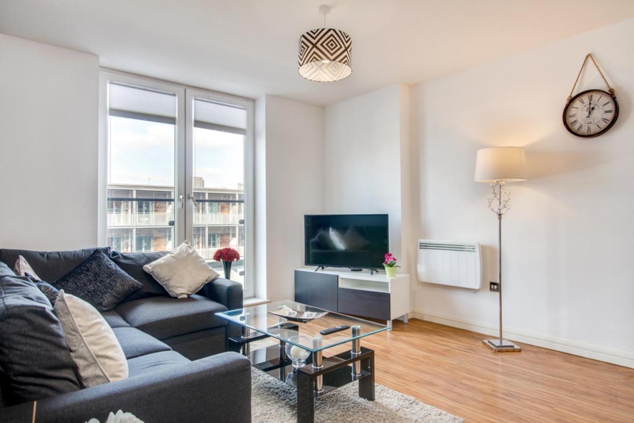 Skyline Bullring Walking Distance Apartment