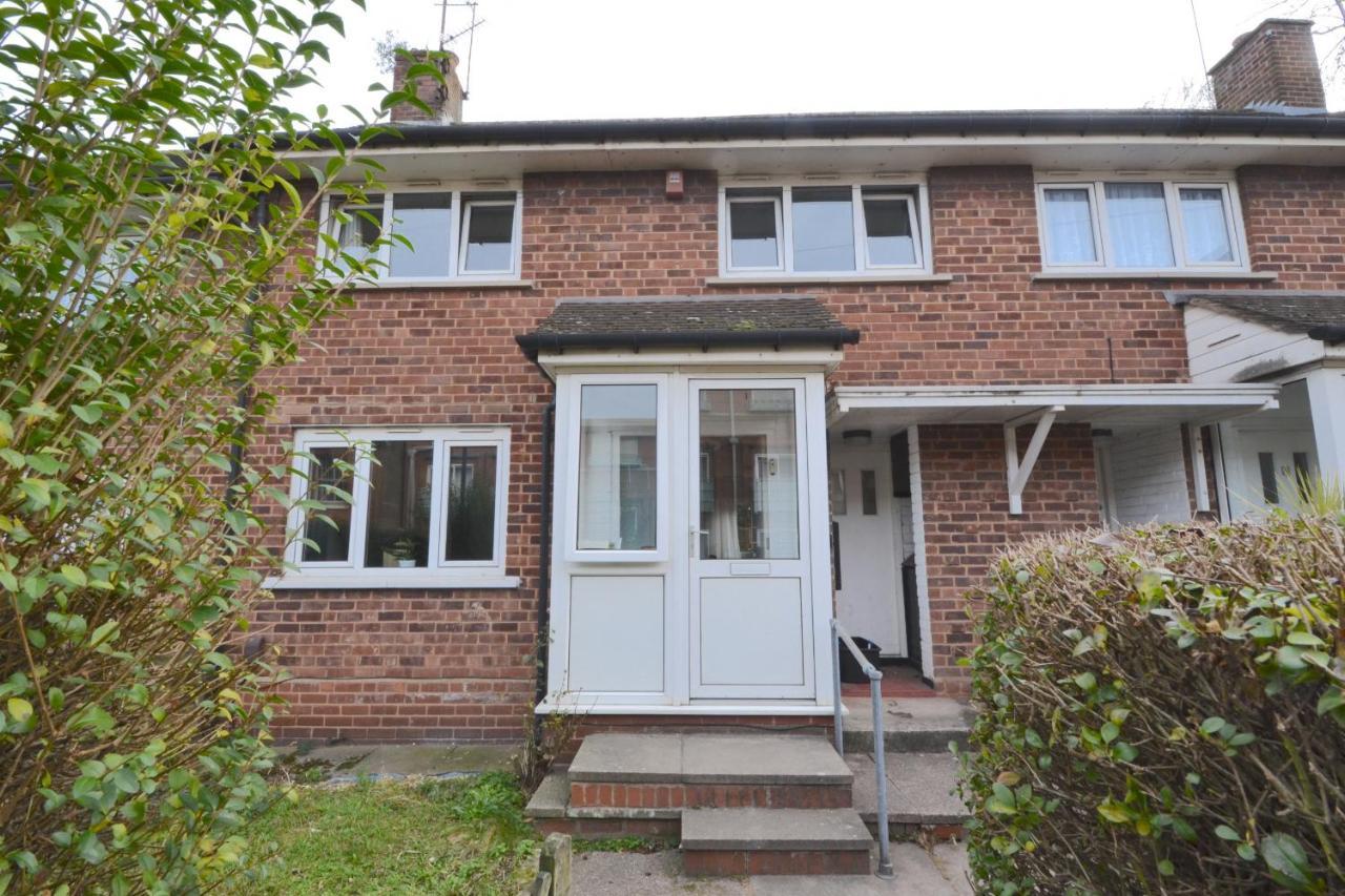 Entire 4-bed House & Parking, Steps From Icc & Utilita Arena & Broad Street Holiday home Birmingham