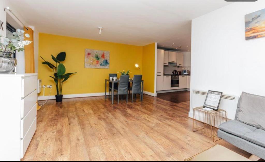 Apartment Sl Luxury 2 Bed Broad St