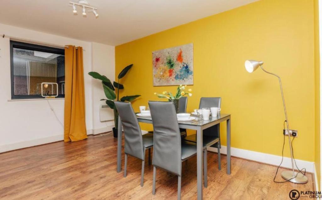 Apartment Sl Luxury 2 Bed Broad St Birmingham