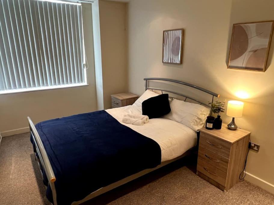 Apartment Entire Flat, 2 Bedroom & 2 Bathrooms In Birmingham