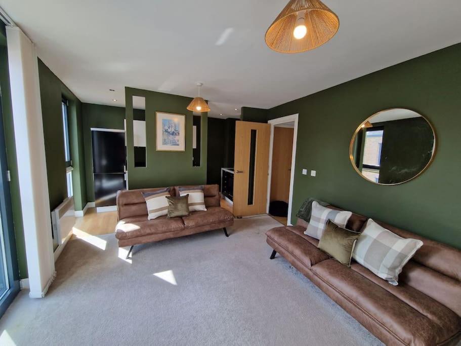 Apartment Stylish Hippodrome Sleeps 6