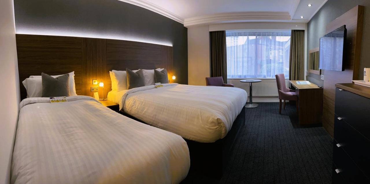 Hotel Western Plough And Harrow 4*