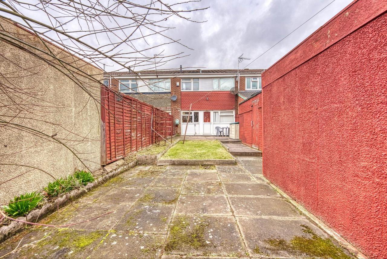 Contractor's Retreat: Centre Hub Birmingham