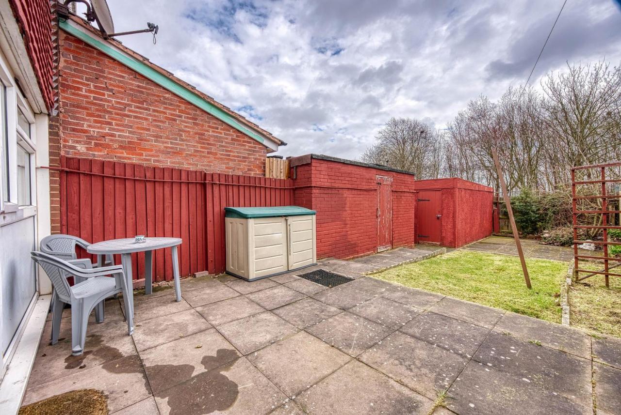 Apartment Contractor's Retreat: Centre Hub Birmingham