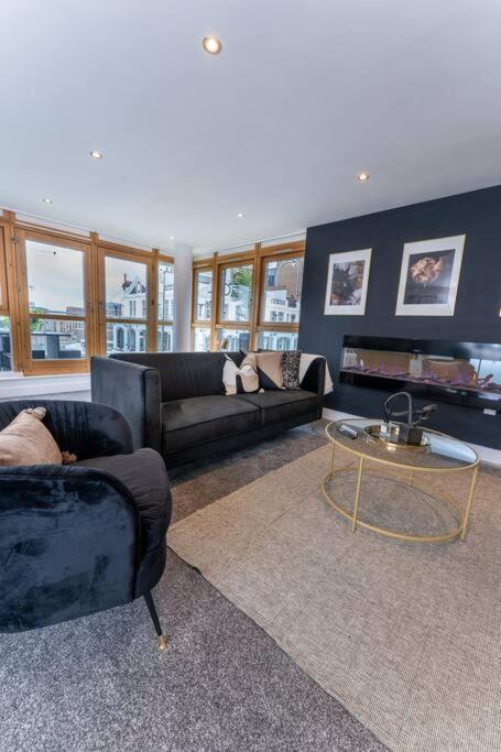 Apartment Penthouse Noir - Wyndale Living - Bham 2br