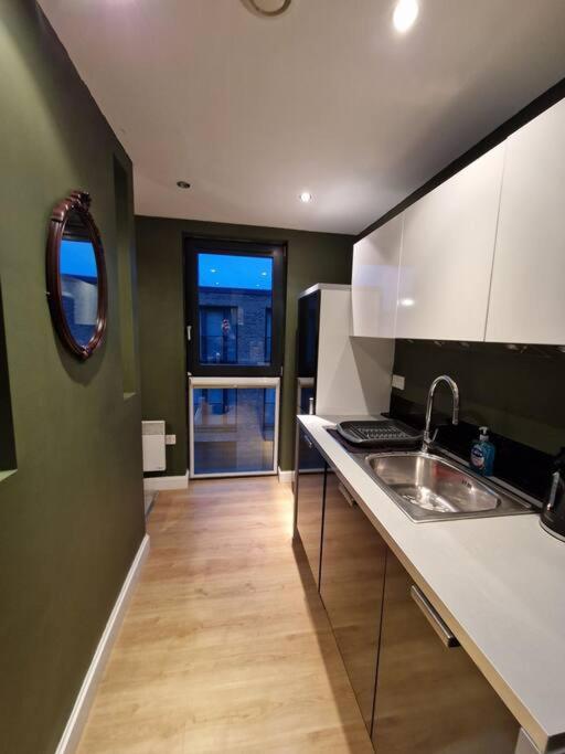 Stylish Hippodrome Sleeps 6