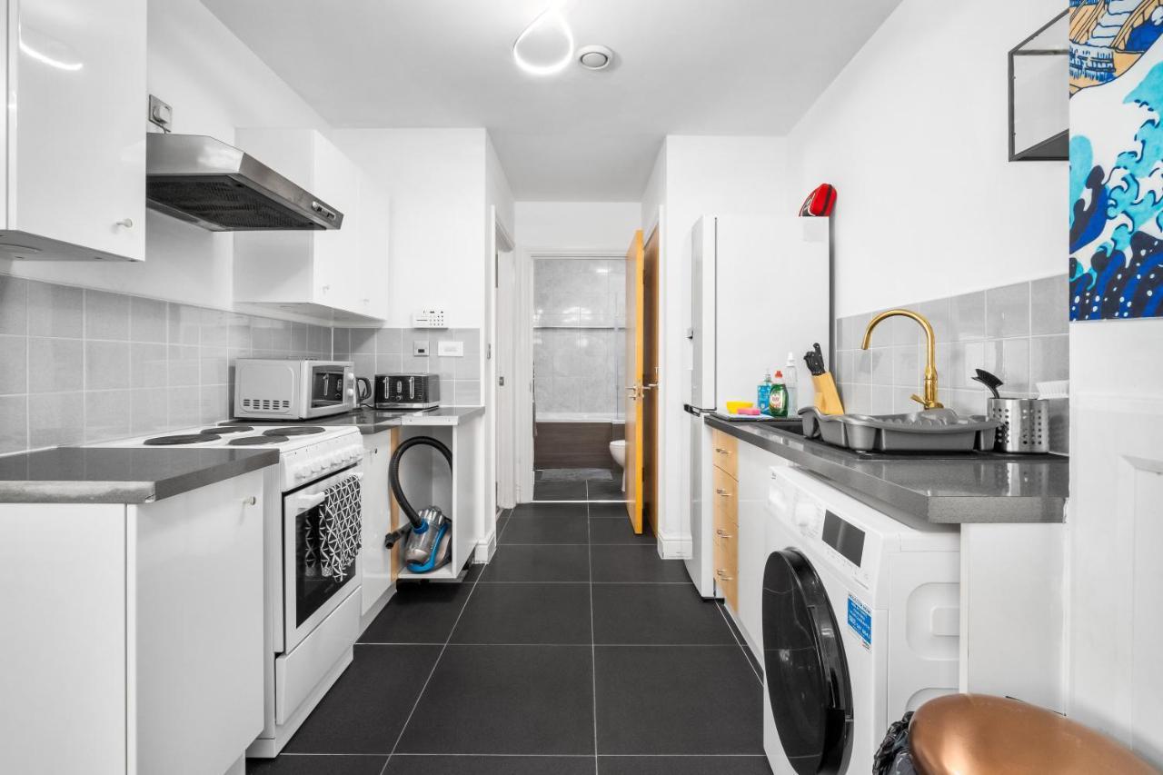 Broadway - Newly Refurbished Stylish With Free Private Parking - Great Location Apartment Birmingham
