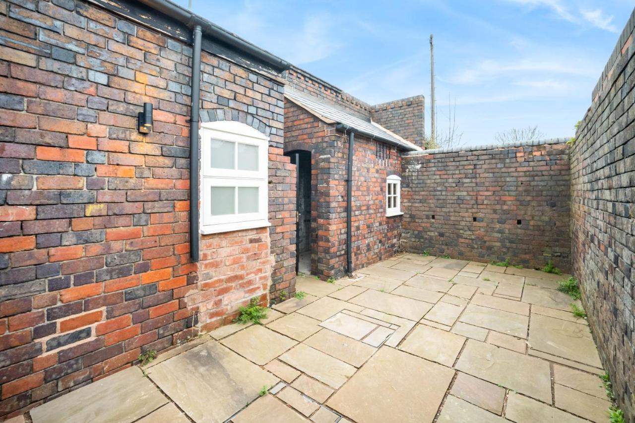 Beautiful Waterside - Parking - Perry Barr - Rated Apartment Birmingham