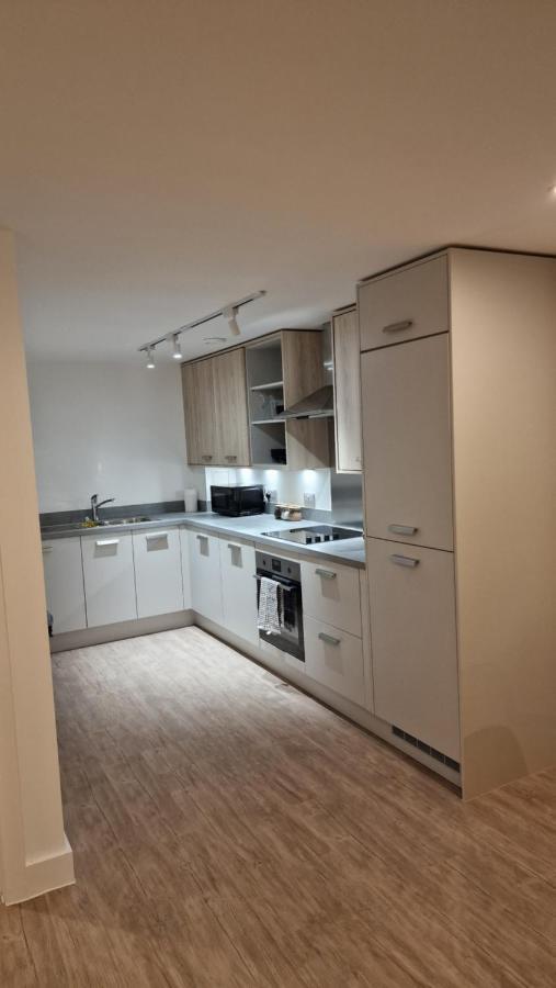 Birmingham City Apartment *