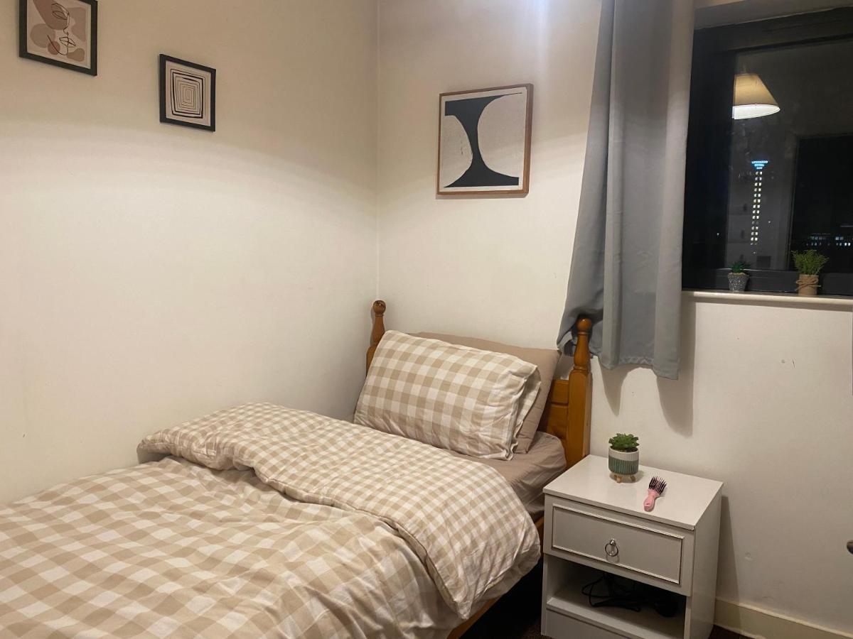 Penthouse Private - Top Rated - Great Location Birmingham