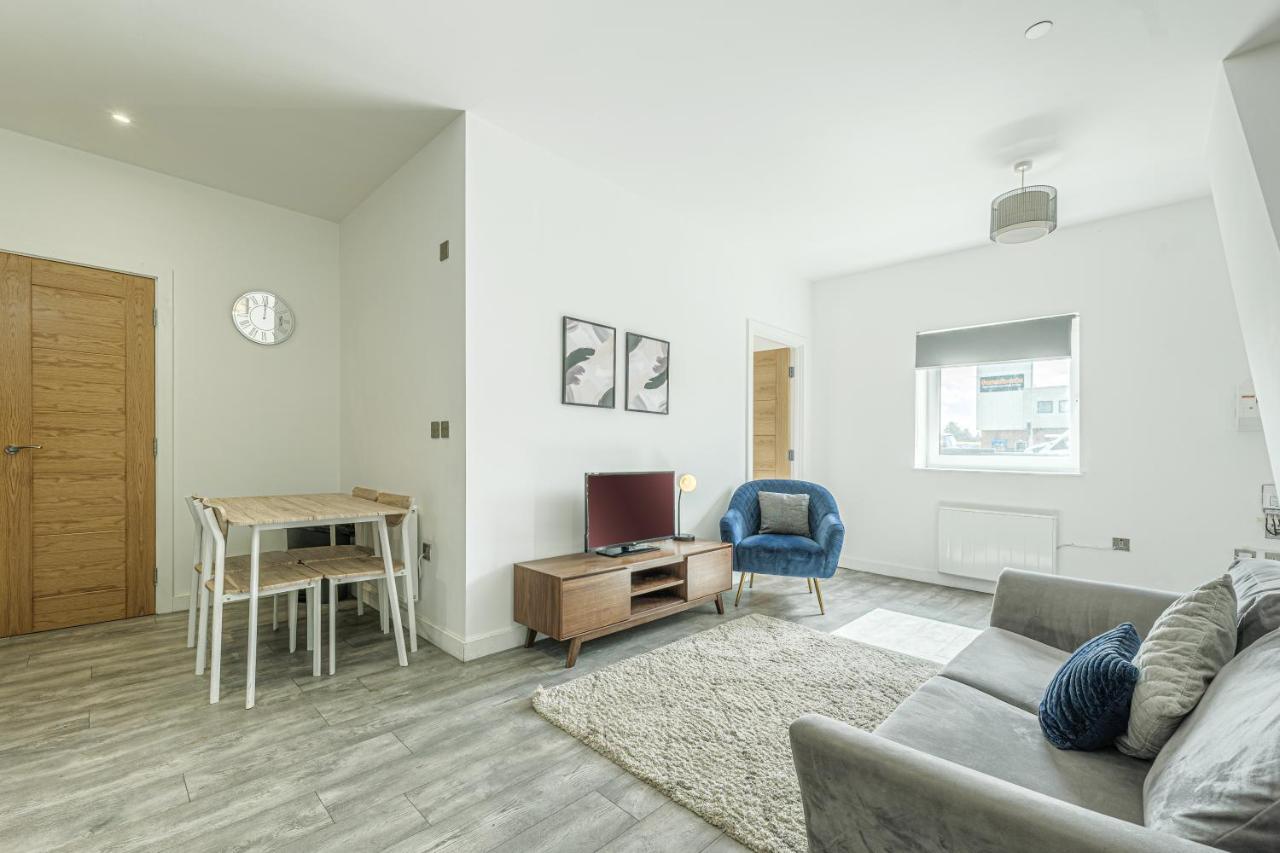 Modern - Apartment *