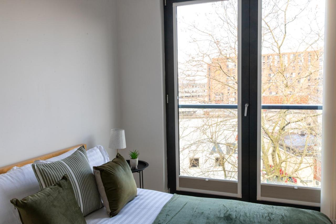 Stylish Hippodrome Sleeps 6 Apartment