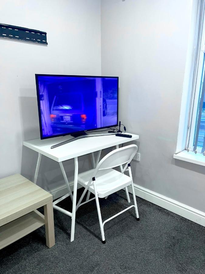 Large Self Contained Studio In Bham Centre W Parking *
