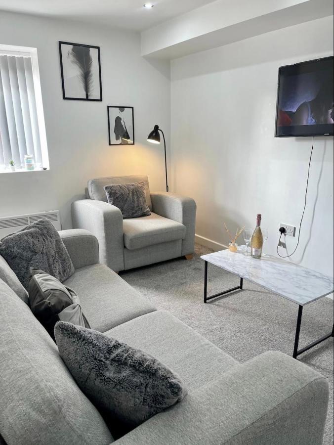 2 Bed In Bham Centre W Parking Birmingham