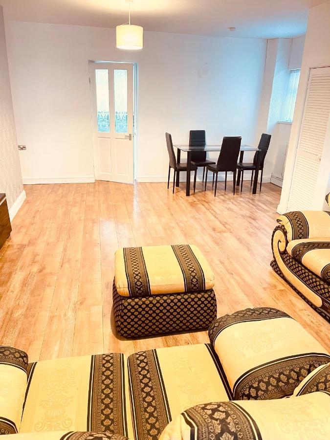 Holiday home Beautiful 3 Bedroom House *