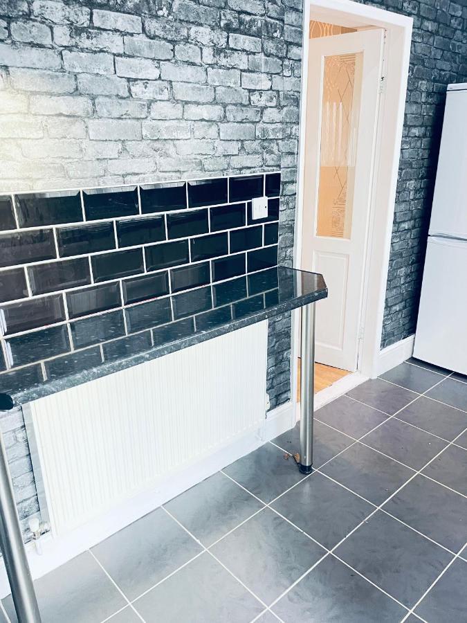 Beautiful 3 Bedroom House * Birmingham