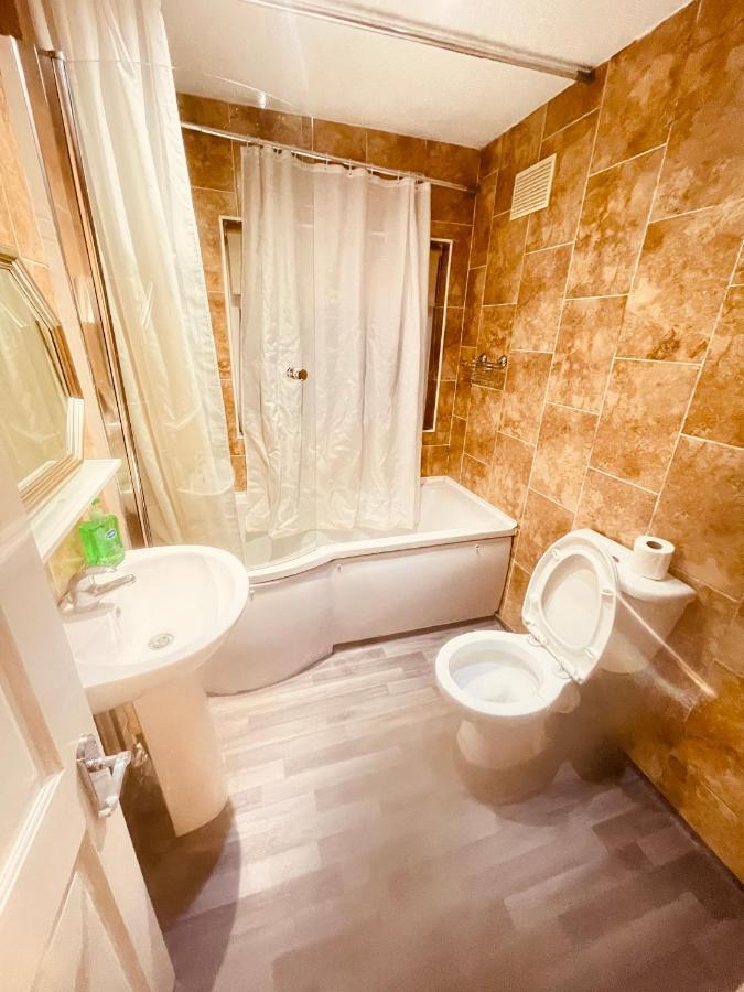Holiday home Beautiful 3 Bedroom House *