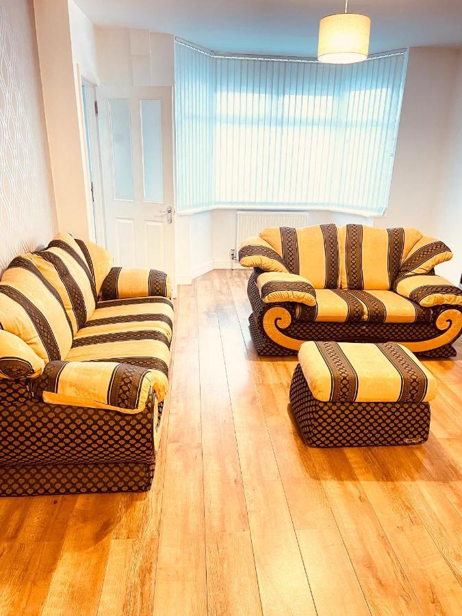 Beautiful 3 Bedroom House Holiday home Birmingham