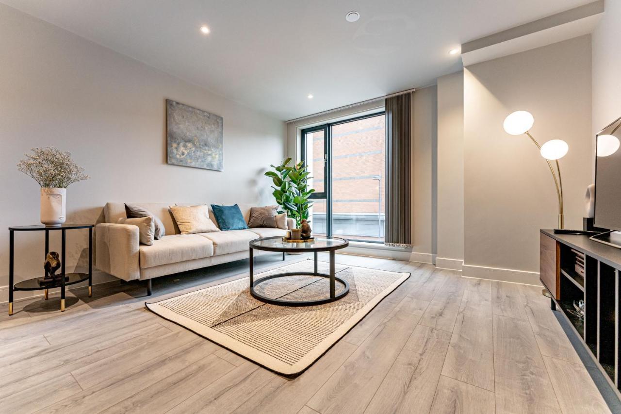 St Martin's Place 2 Bed Luxury Bham