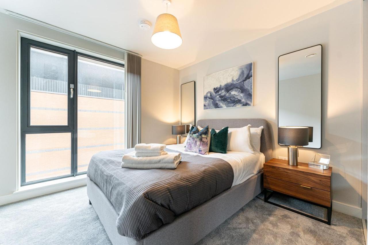 St Martin's Place 2 Bed Luxury Bham Apartment