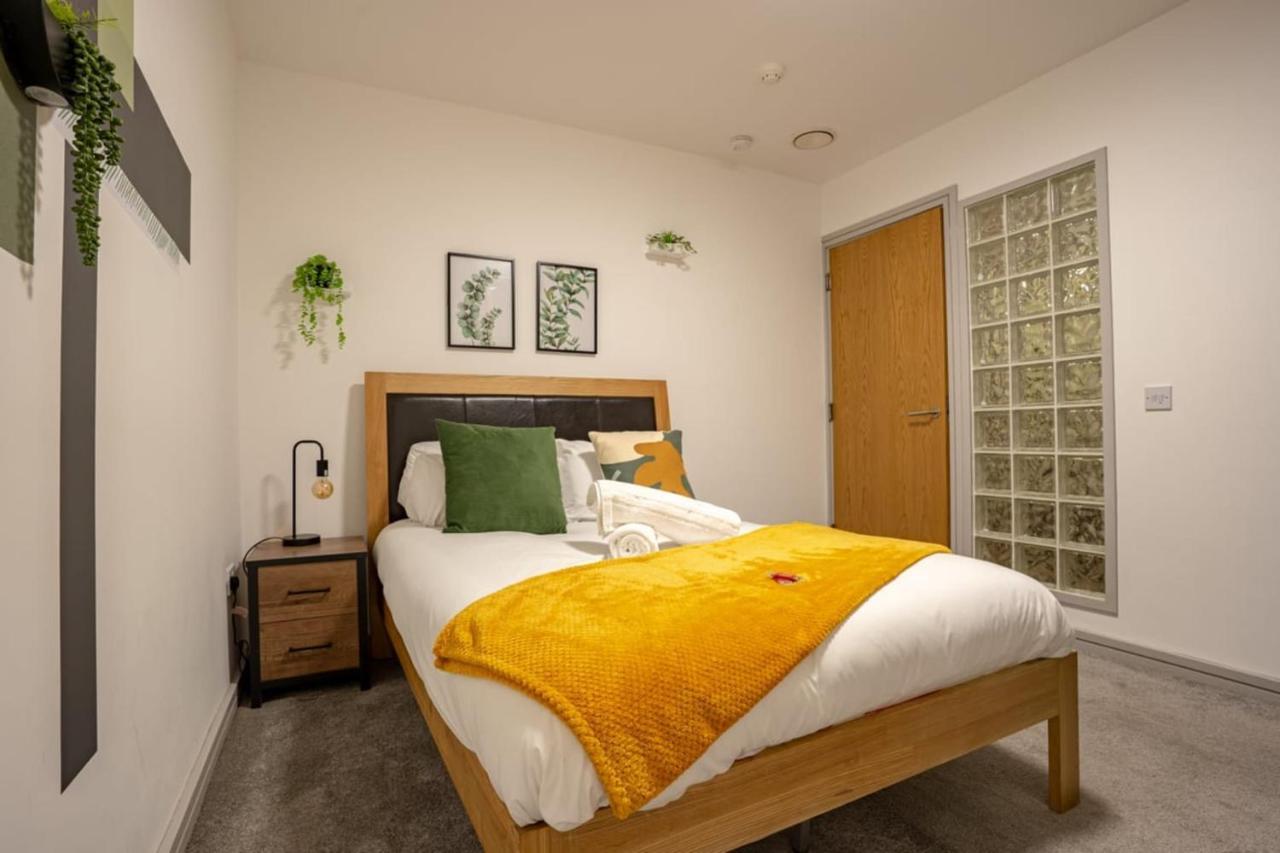 Apartment Stylish And 2 Bedroom - Free Parking *