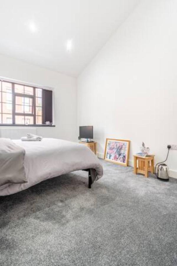 Beautiful En-suite With Bath Tub To Let In The Jewelry Quarter Homestay *