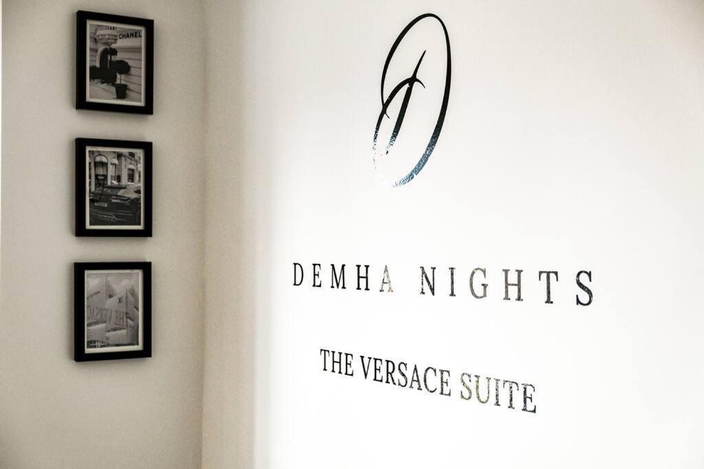 The Versace With 4 Beds And Secure Free Parking *