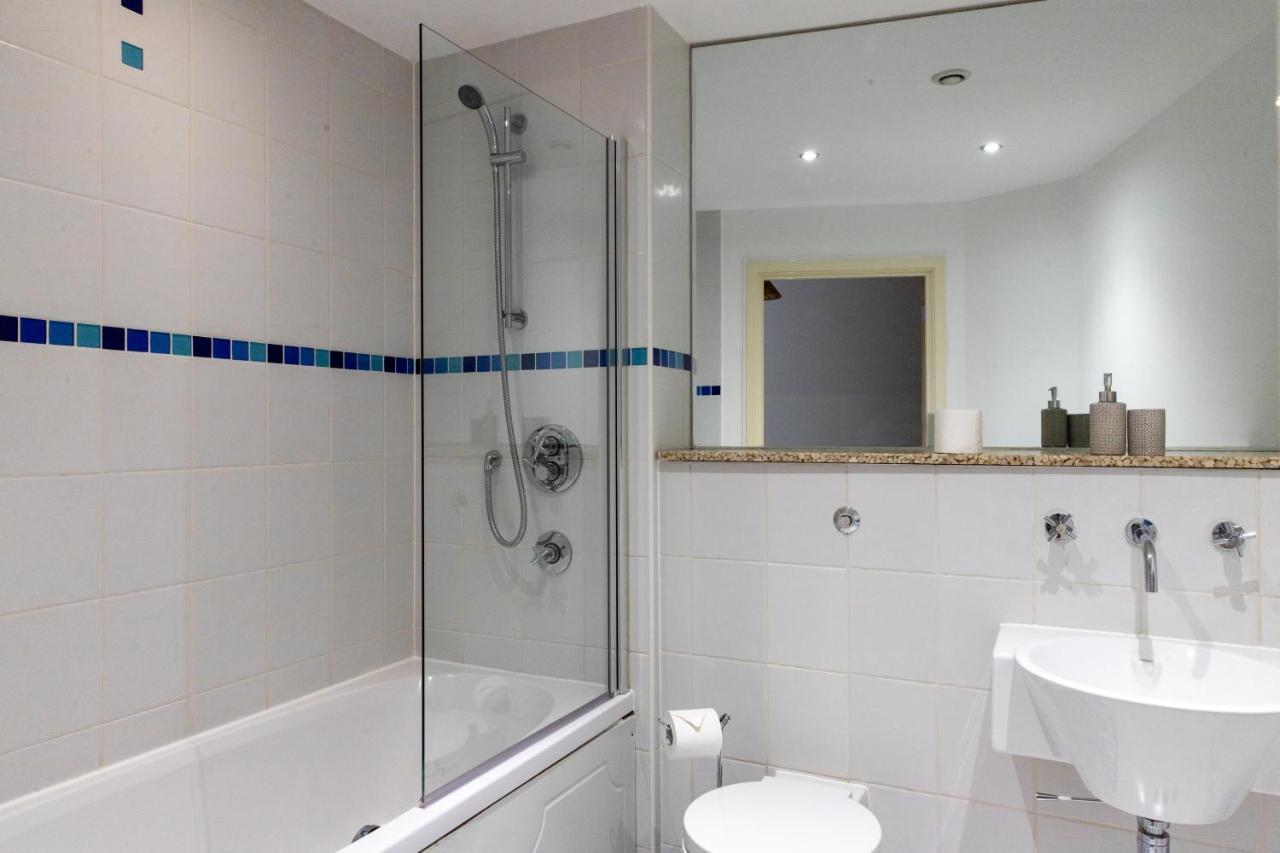 Apartment Stylish Hippodrome Sleeps 6 *