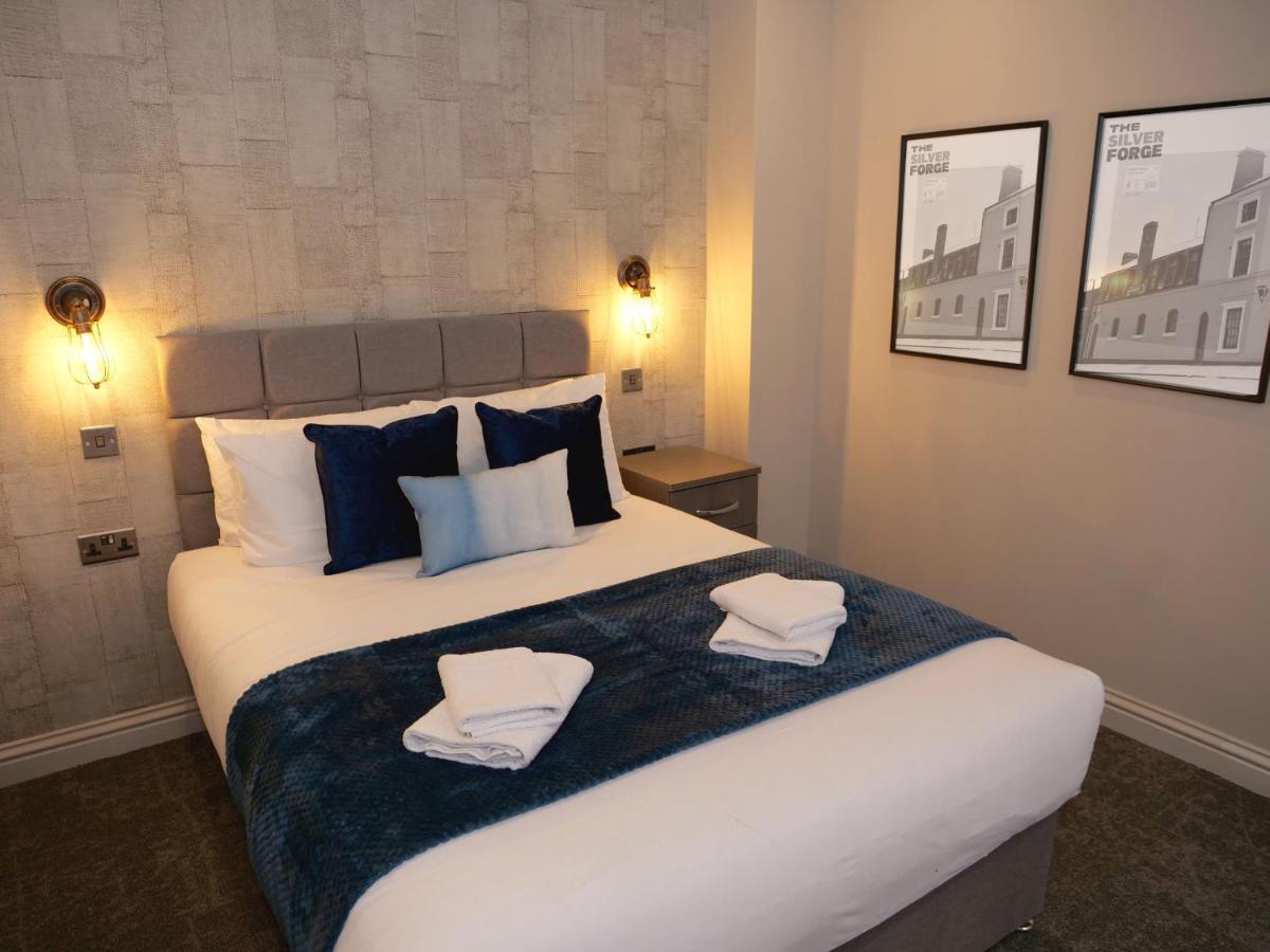 Silver Forge - Luxury One Bed With Office - Sofa Bed - City Centre Apartment