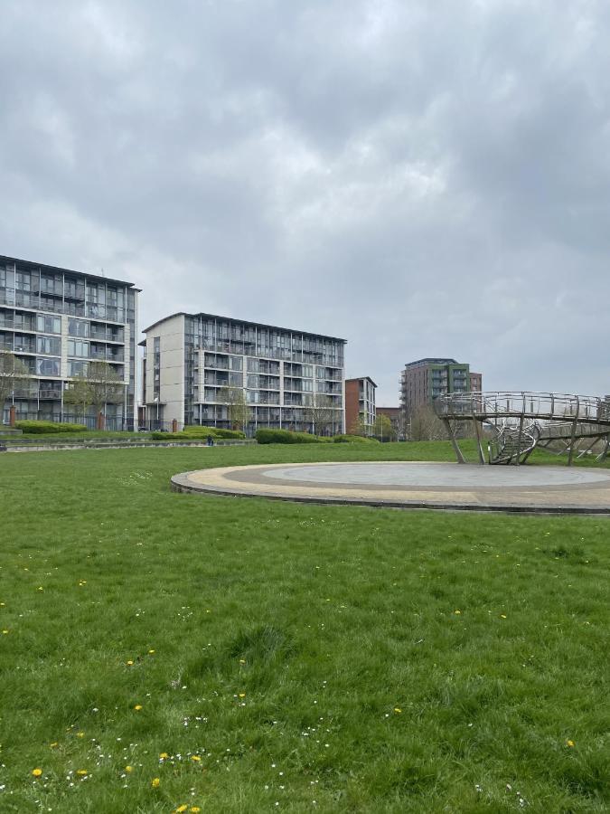 Apartment Parking - Couples - Centre - Sleeps 4 - Birmingham