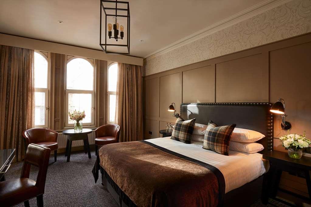 Macdonald Burlington Hotel