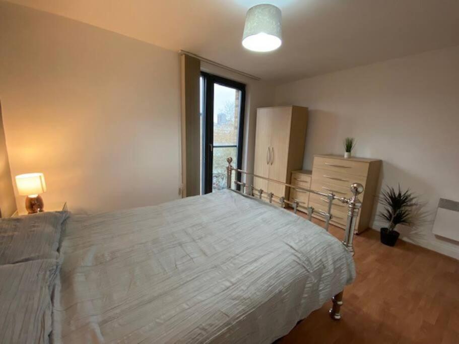 Superb 1 Bedroom Serviced In City Centre Birmingham