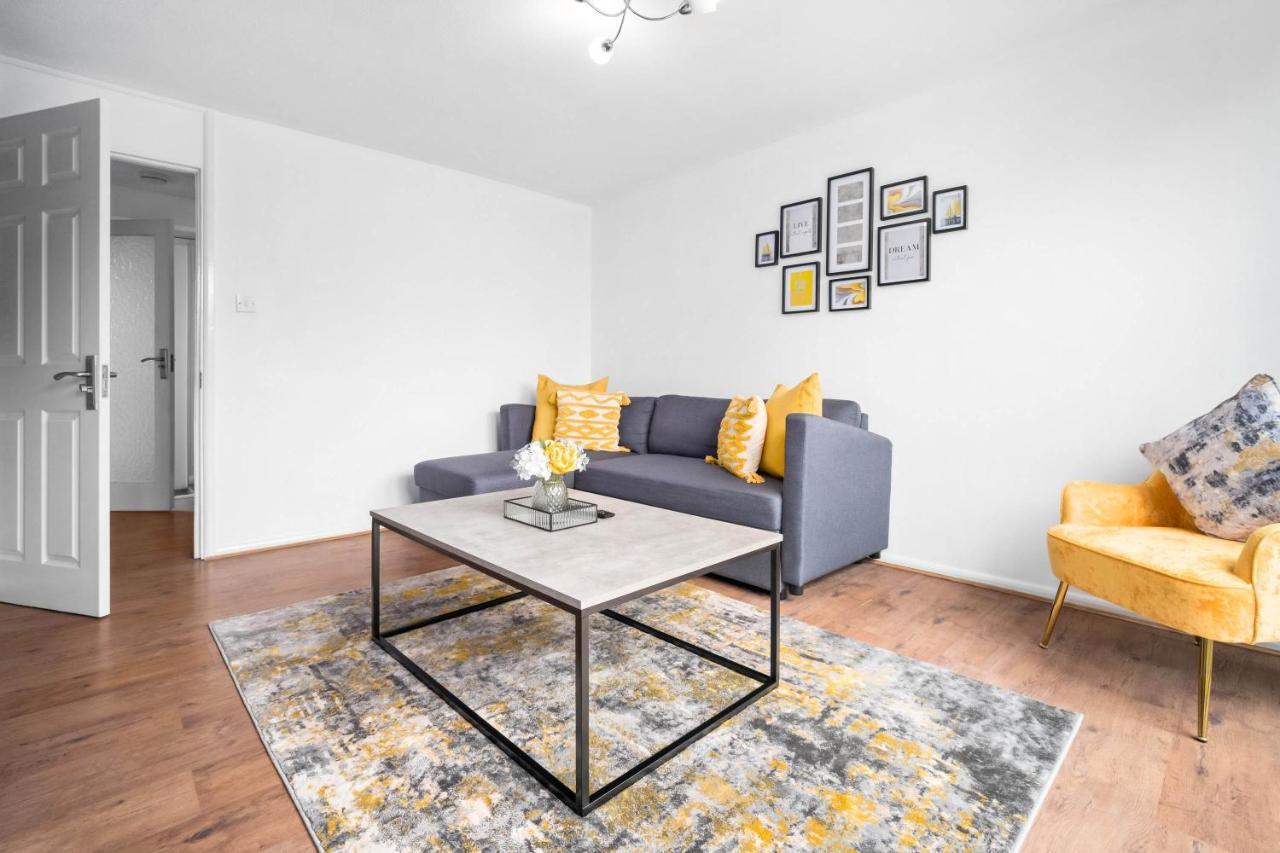 Beautiful House- Garden, Free Parking, Contractors, Utilita Arena, Hospital Apartment Birmingham