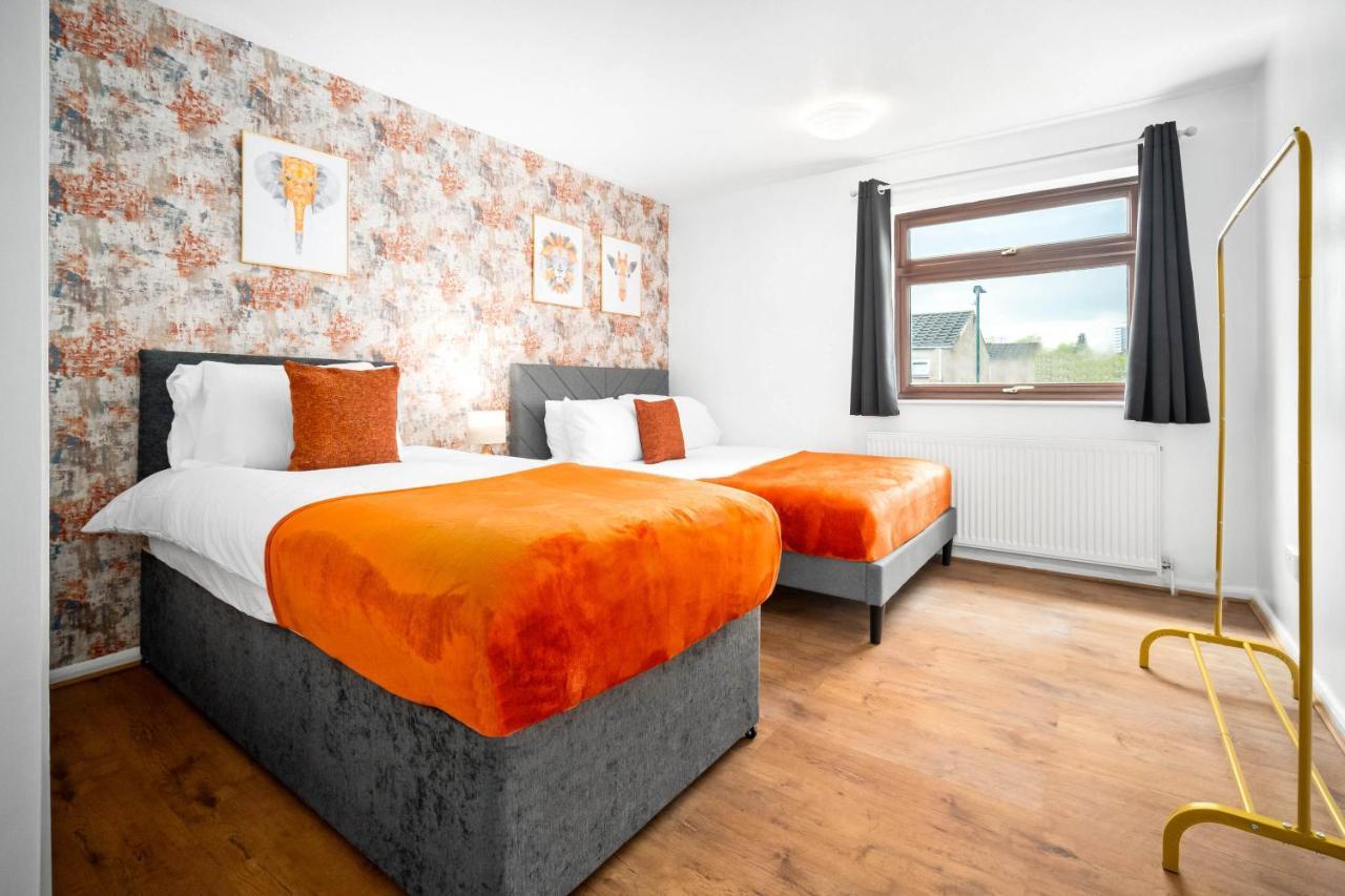 Apartment Beautiful House- Garden, Free Parking, Contractors, Utilita Arena, Hospital