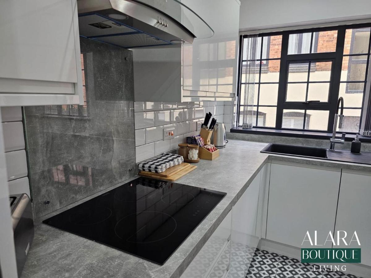 Apartment Boutique Luxury Townhouse 3 Floors Designer