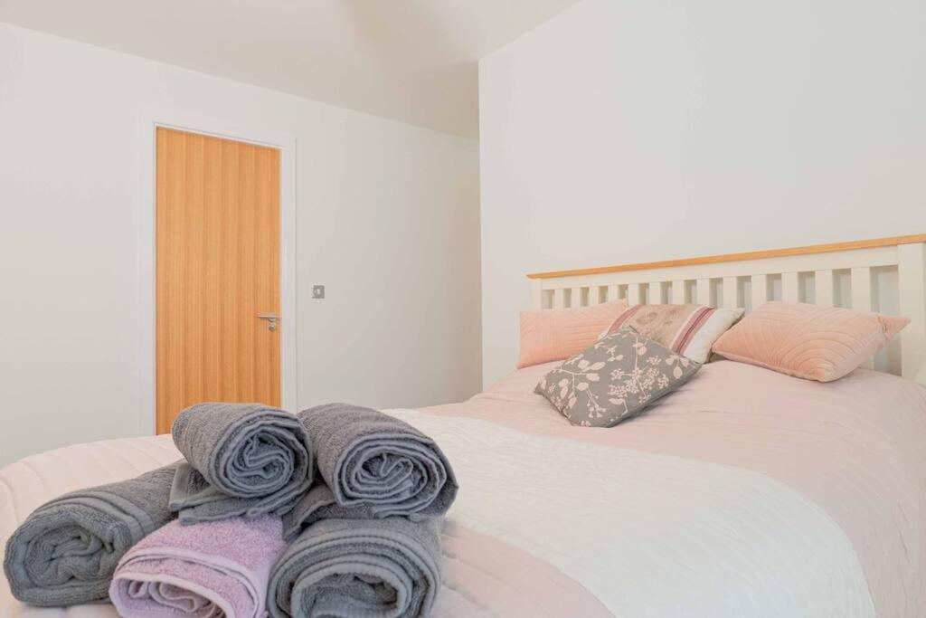 Beautiful 2 Bed In Birmingham: A Hidden Gem! Apartment *