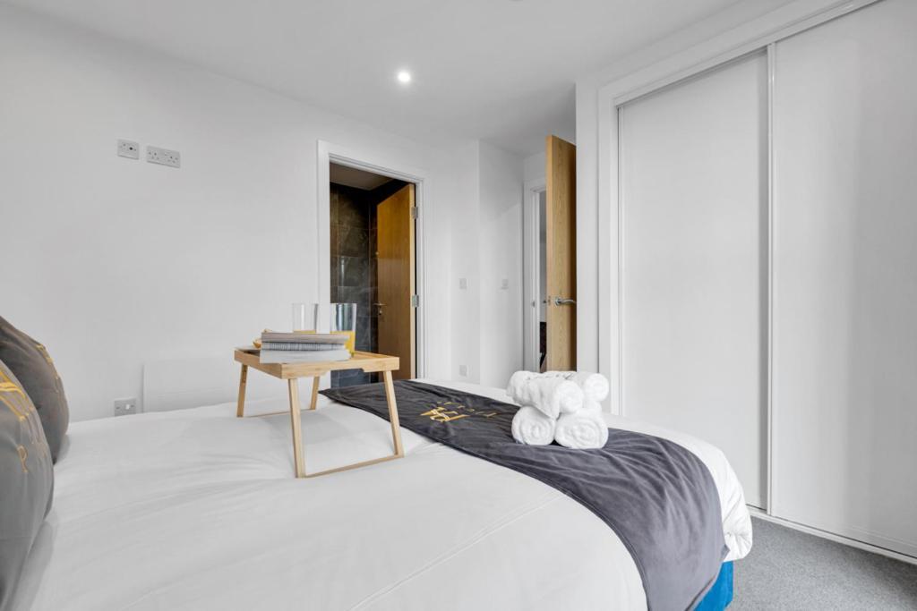 Pluxa Alpine Blue - Two Bedroom Luxury *